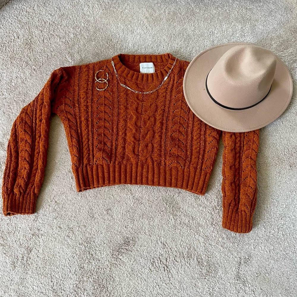 Pink Rose red/ orangish cropped sweater. cropped to Jean length- small